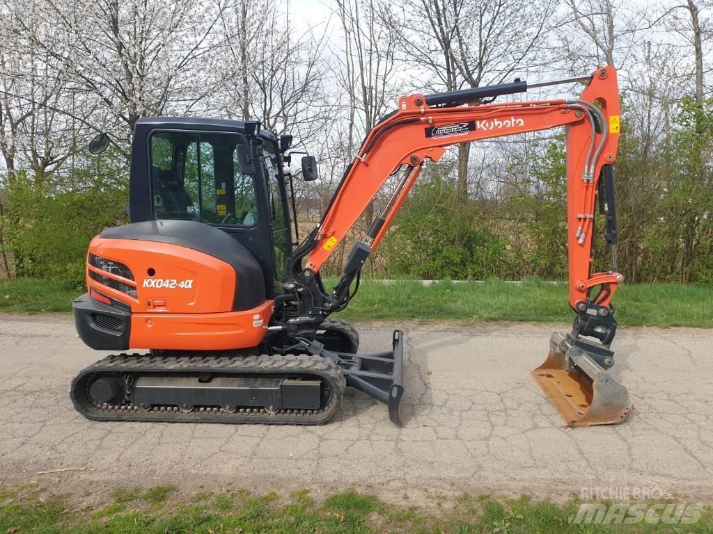 Kubota KX 042-4A حفارات صغيرة أقل من 7 طن (حفارات صغيرة)