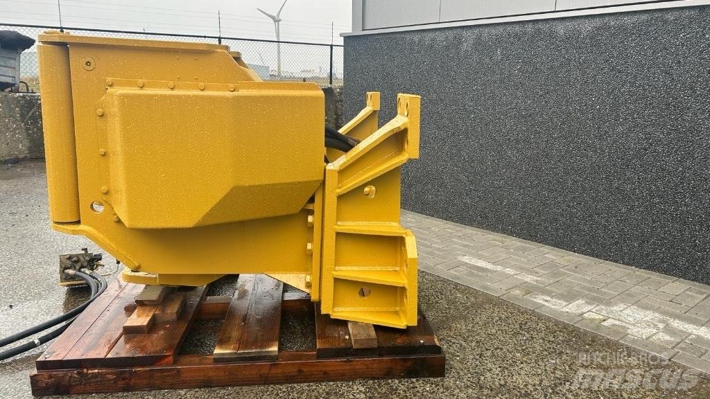 CAT D 7 G أوناش