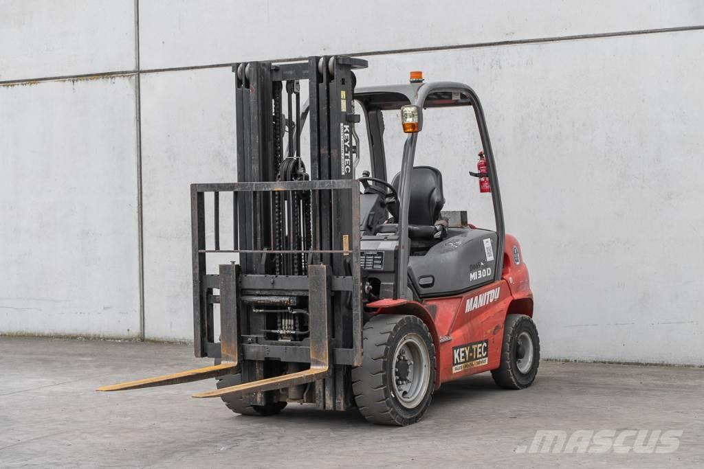 Manitou MI 30 D شاحنات الديزل