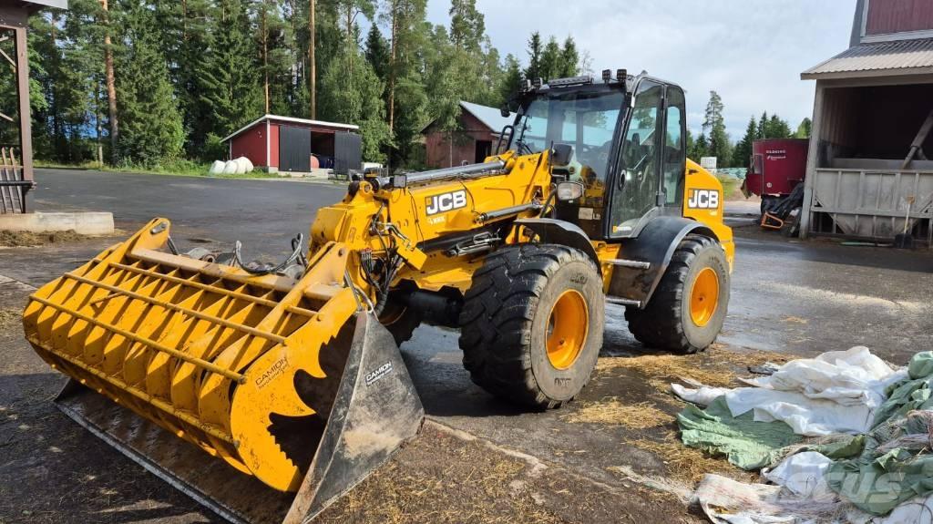 JCB TM320 S AGRI T4F معدات مناولة لأغراض الزراعة