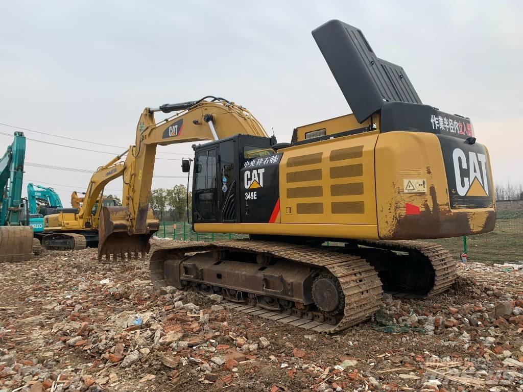 CAT 349 E حفارات زحافة