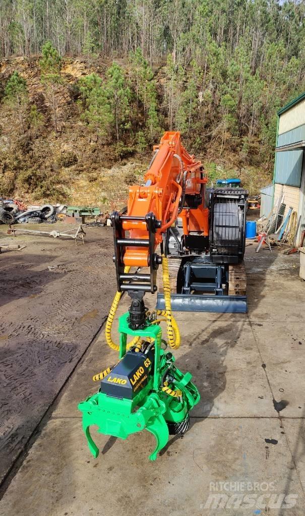 Hitachi ZX 210 حفارات زحافة