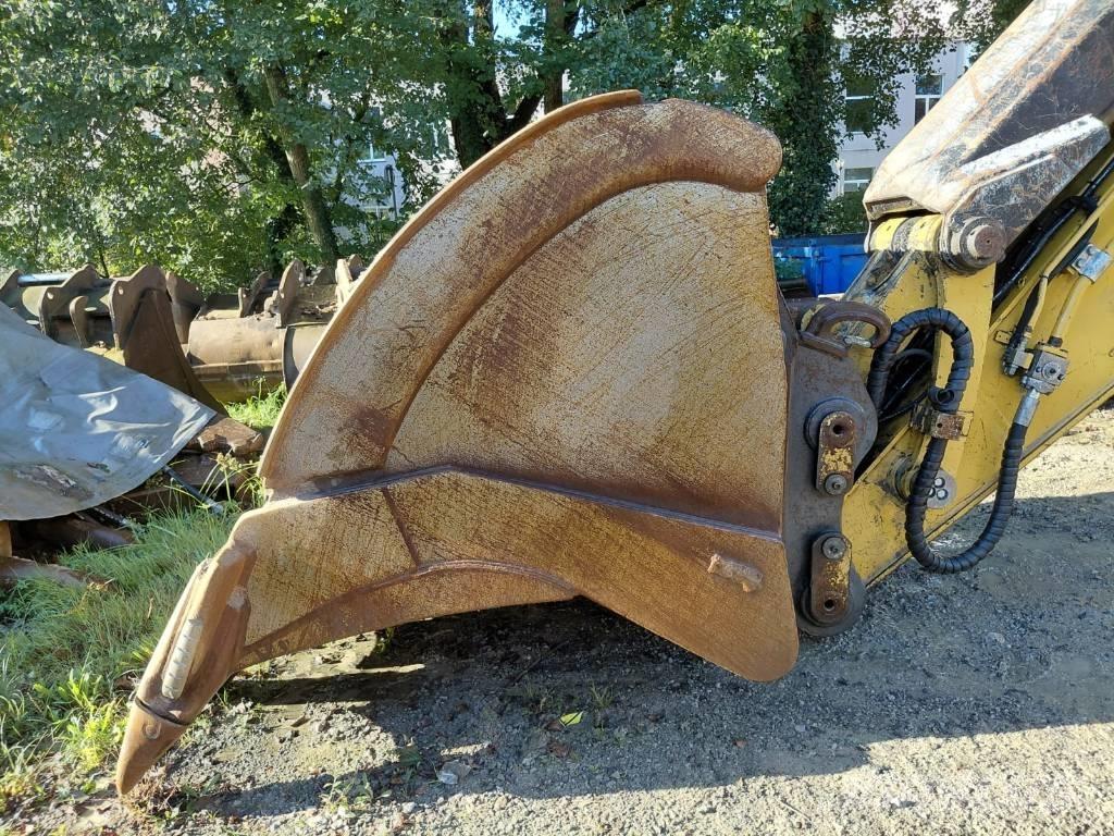 CAT 352 F حفارات زحافة