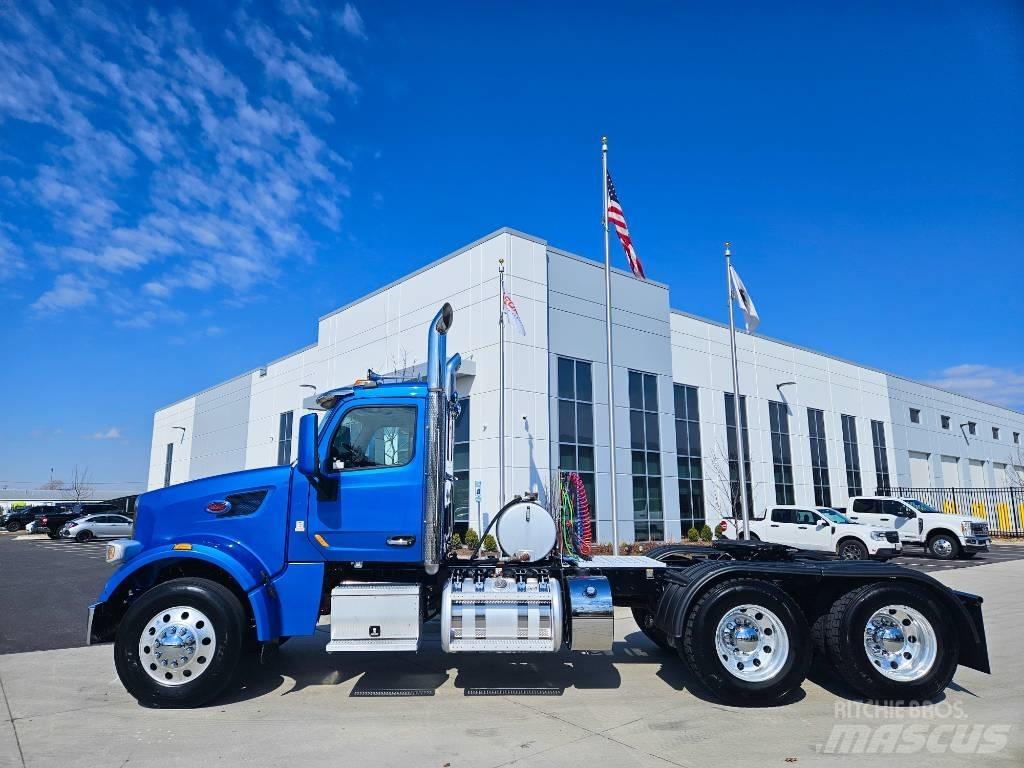 Peterbilt 567 وحدات الجر