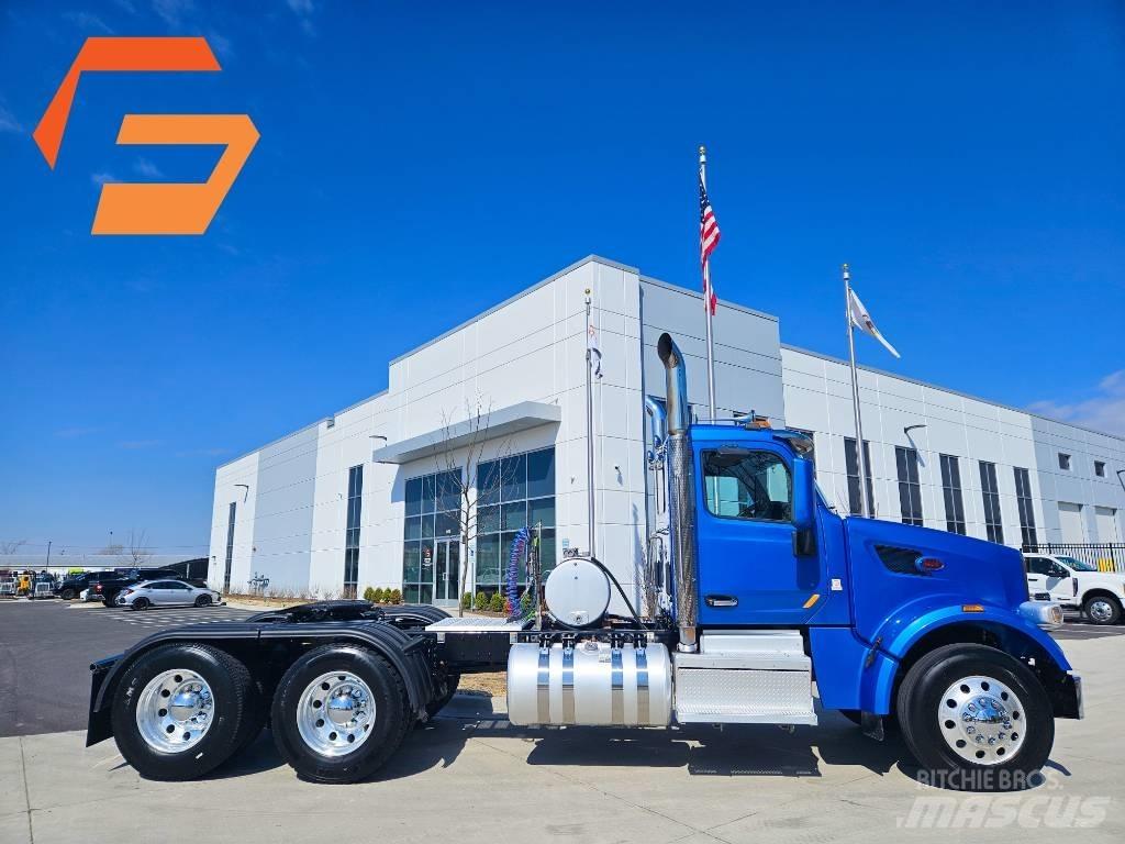 Peterbilt 567 وحدات الجر