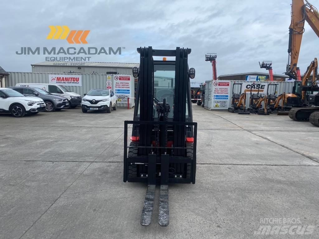 Manitou MI 25 D شاحنات الديزل
