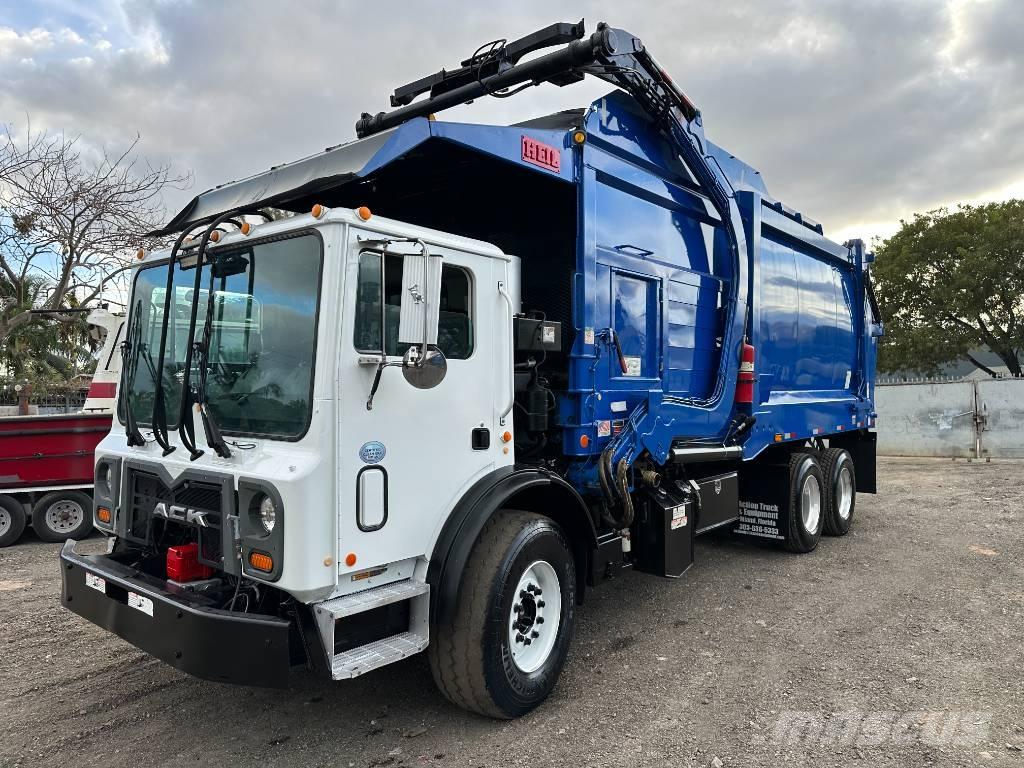 Mack MRU 613 شاحنات مزدوجة / خلخلة