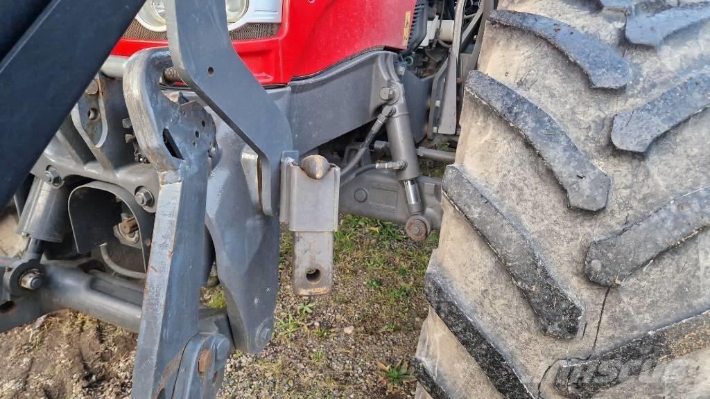 Massey Ferguson 7724 الجرارات