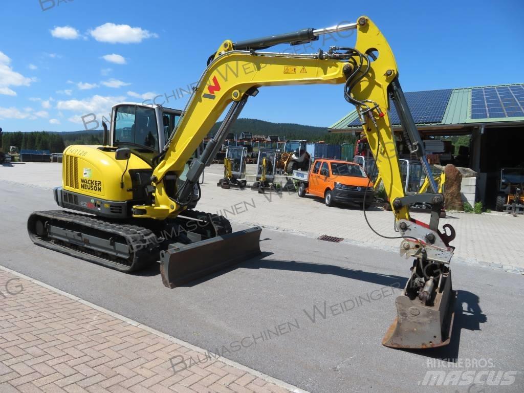 Neuson EZ 80 حفارات وسط 7 طن - 12 طن