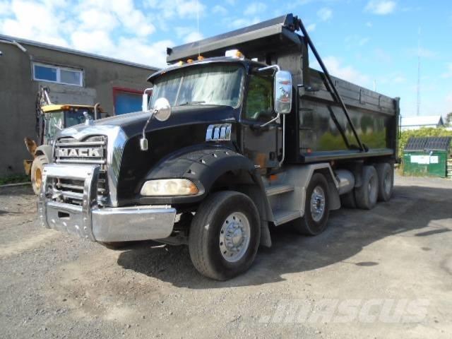 Mack GU813 شاحنات قلابة