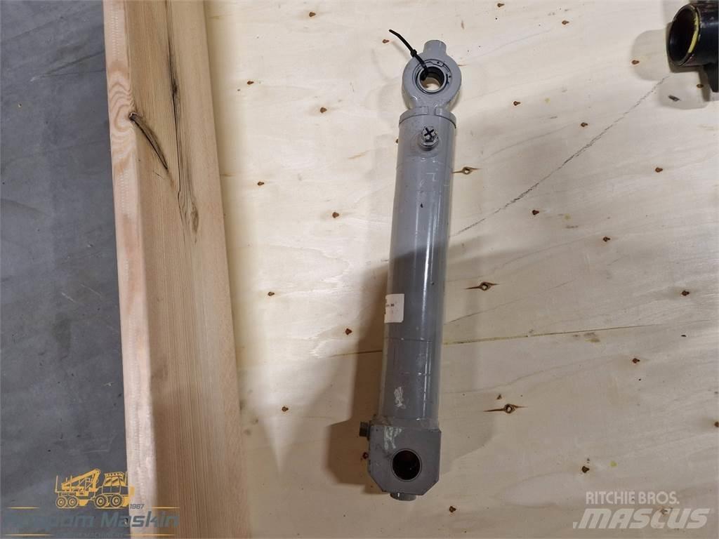 Rottne 101-24001 رؤوس حصادات