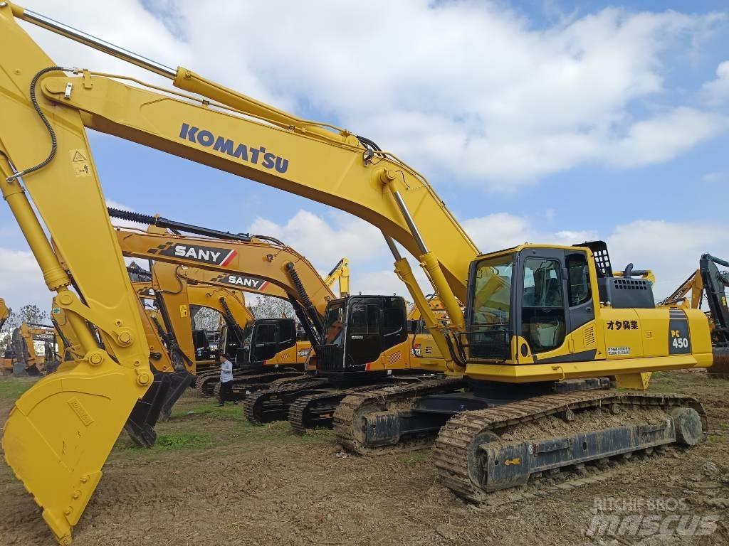 Komatsu PC450-8 حفارات زحافة