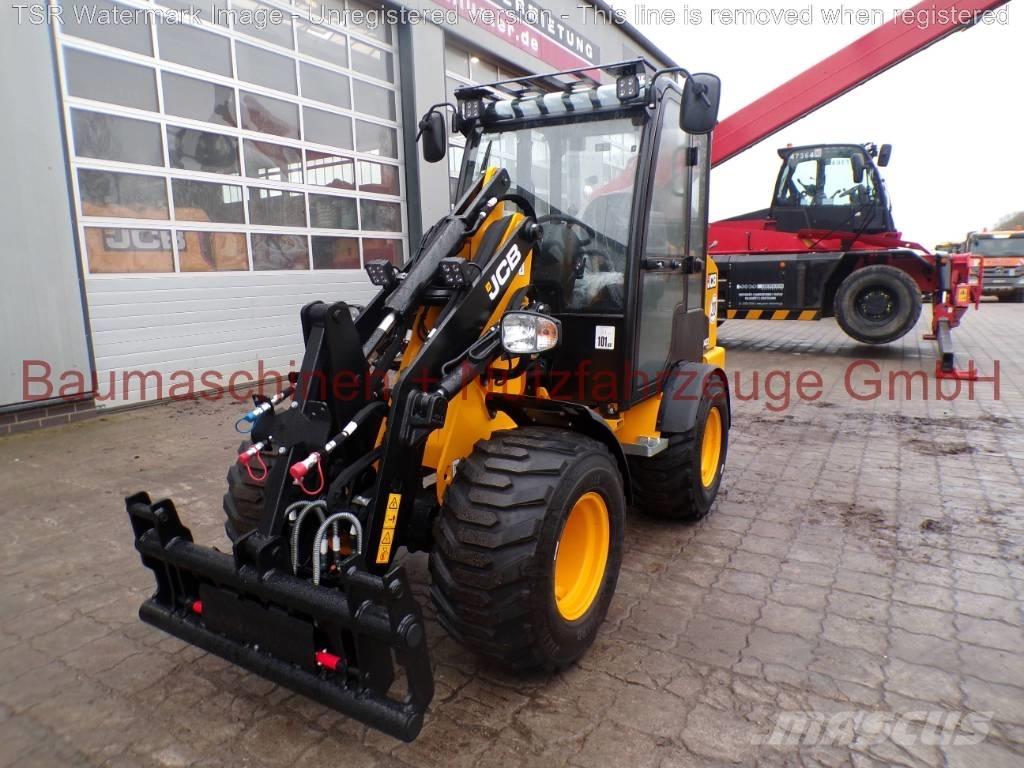 JCB 403 لوادر بعجل