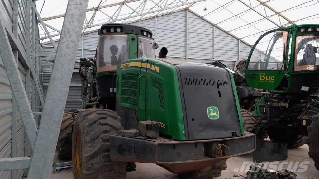 John Deere 1270 E حصادات