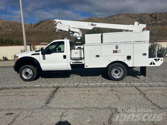 Ford F 450 المنصات الهوائية المثبتة على شاحنة