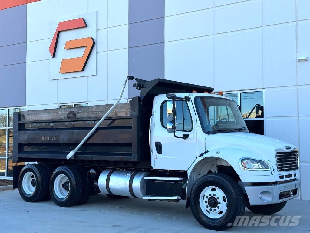 Freightliner M2 شاحنات قلابة