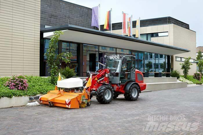 Weidemann 2080 لوادر بعجل