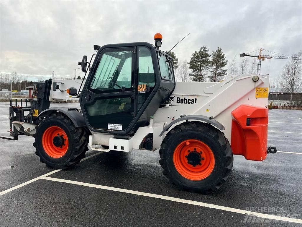 Bobcat T40170 مناولات متداخلة