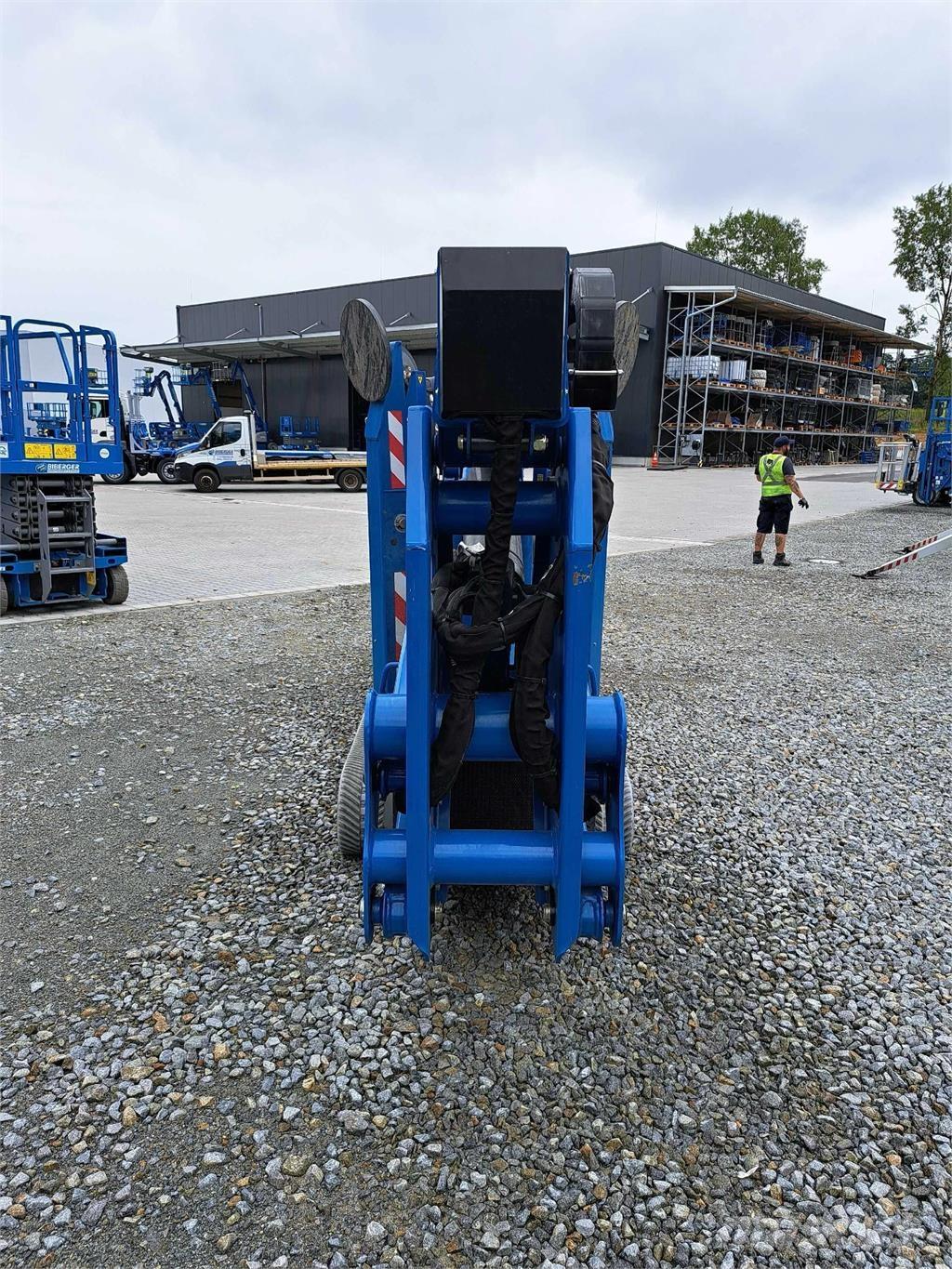 JLG X20J+ رافعات مقصية الشكل