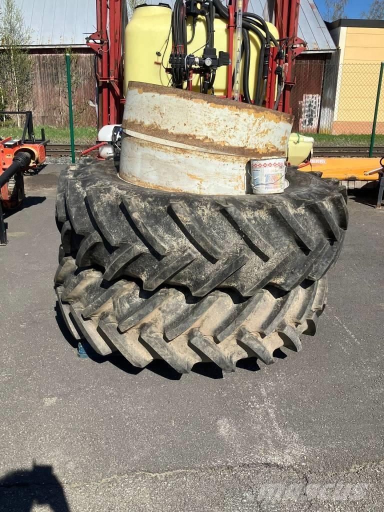  Paripyörät 18.4-38 الإطارات والعجلات والحافات