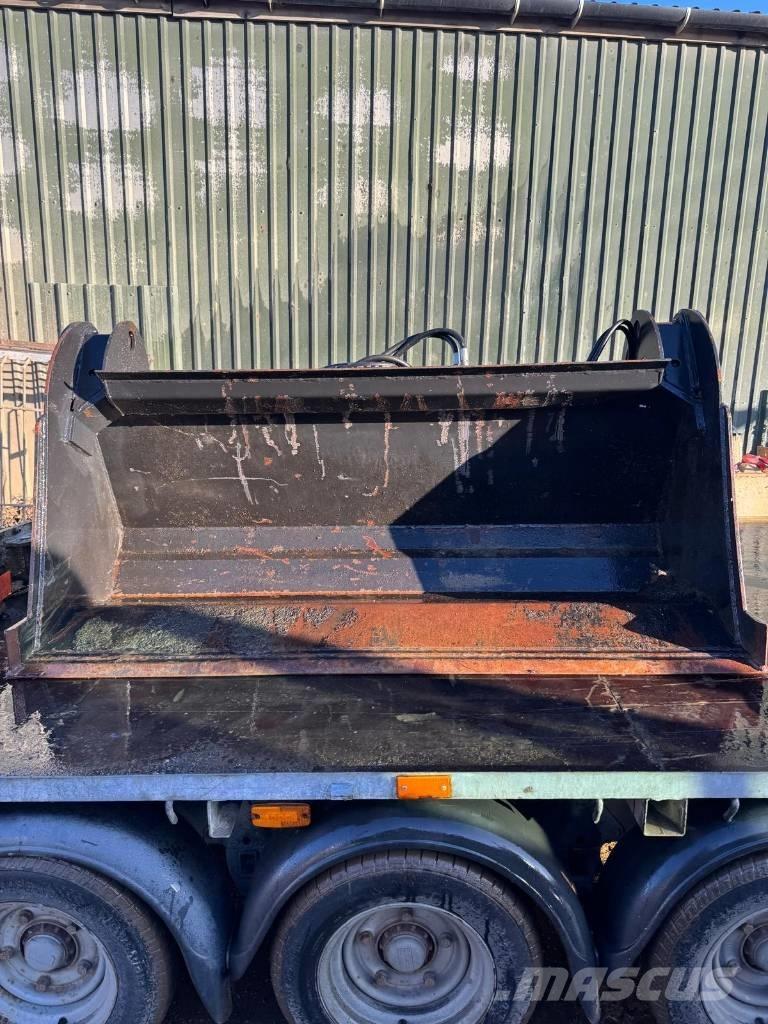 Manitou 4-in-1 مناولات متداخلة