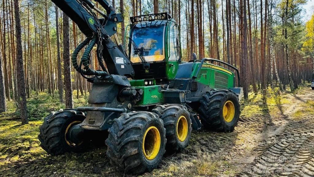 John Deere 1070G حصادات