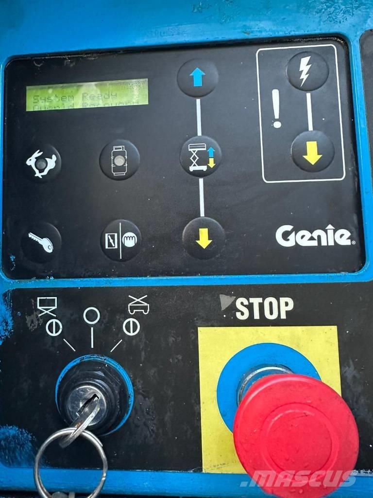 Genie GS 3384 RT رافعات مقصية الشكل