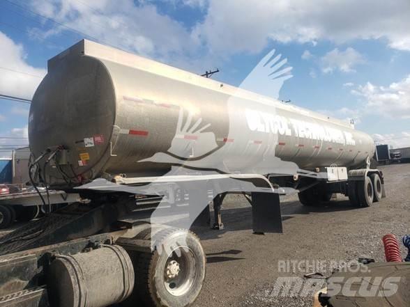 Fruehauf WATER TANK نصف مقطورات مقطورة 