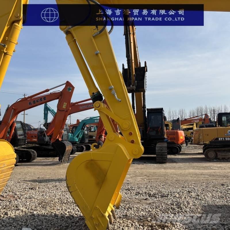 Komatsu PC 240 حفارات زحافة