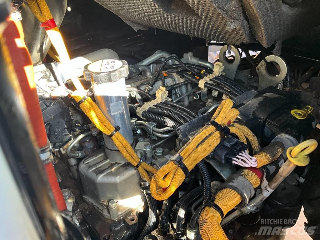 Neuson DW 60 عربات نقل قلابة للمواقع