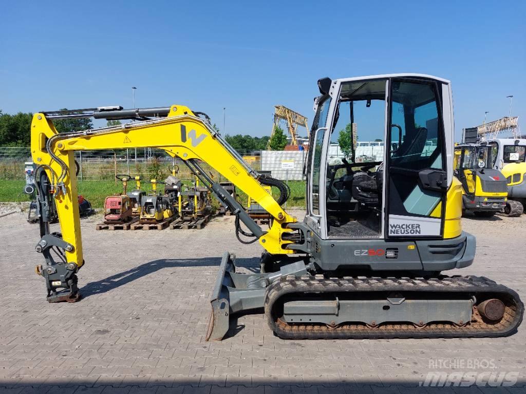 Wacker Neuson EZ50 حفارات زحافة
