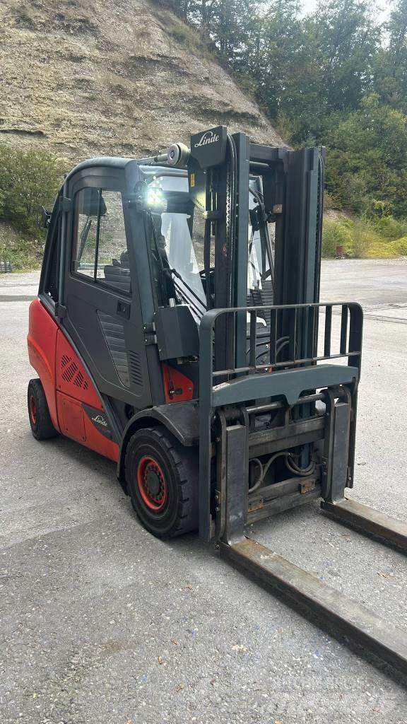 Linde H 35 D شاحنات الديزل