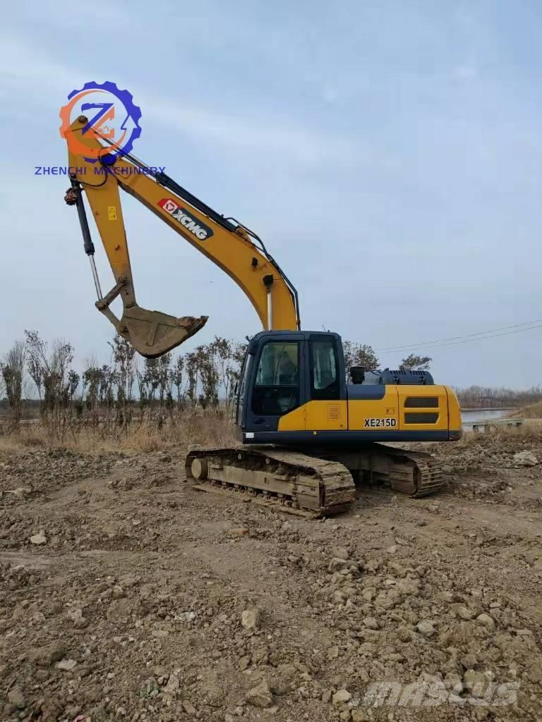 XCMG XE 215 DA حفارات زحافة