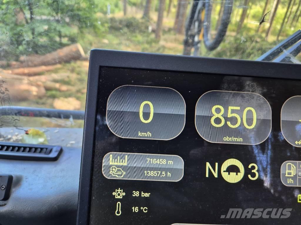 Komatsu 931.1 حصادات