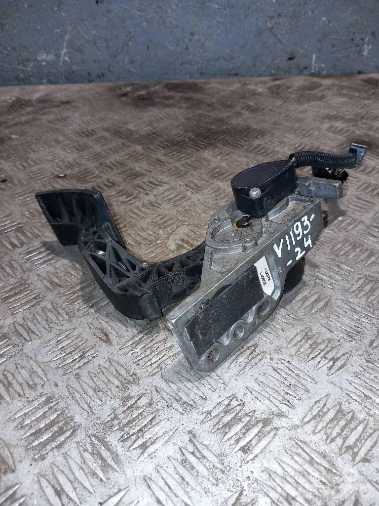 Volvo FH 12 132378 كابينة والداخلية