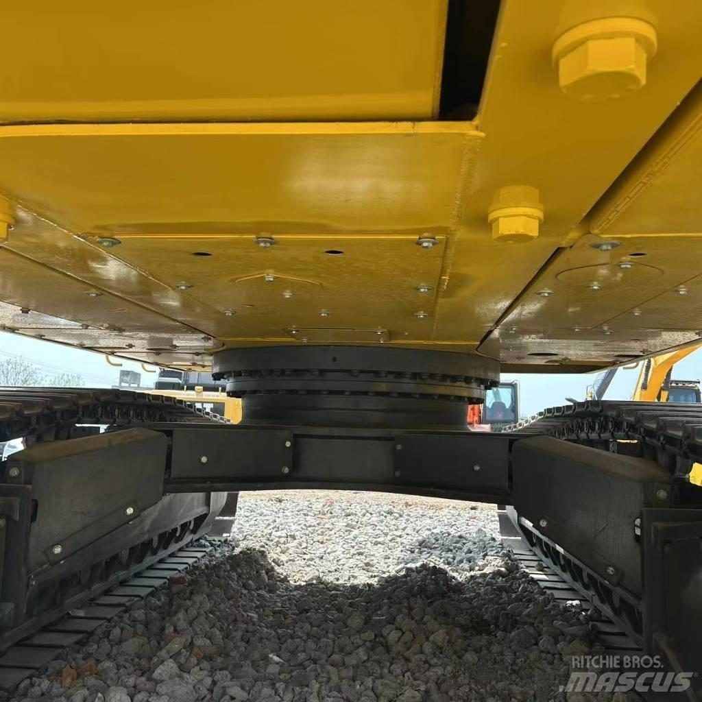 Komatsu 450-8 حفارات زحافة