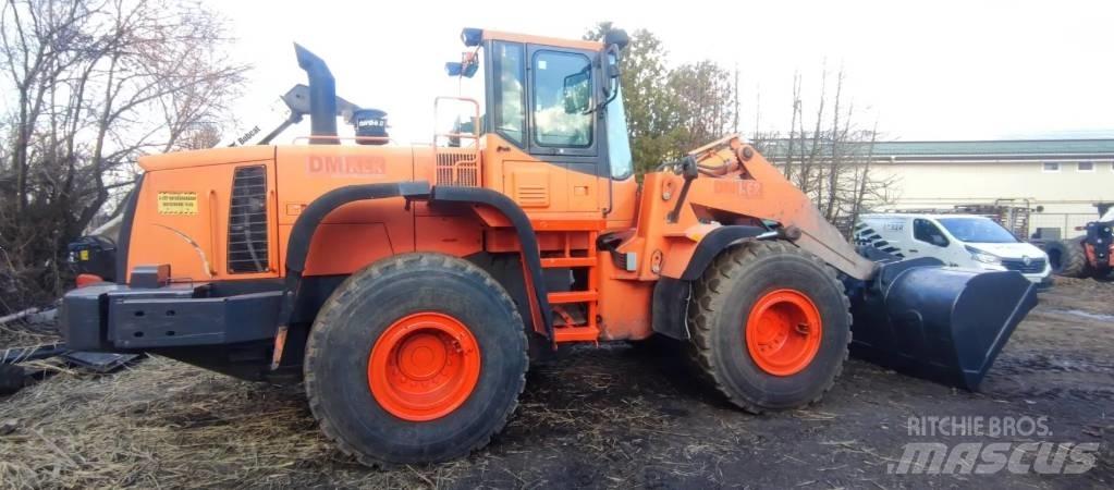 Doosan DL 300 لوادر بعجل