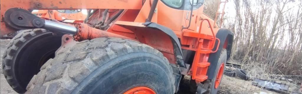 Doosan DL 300 لوادر بعجل