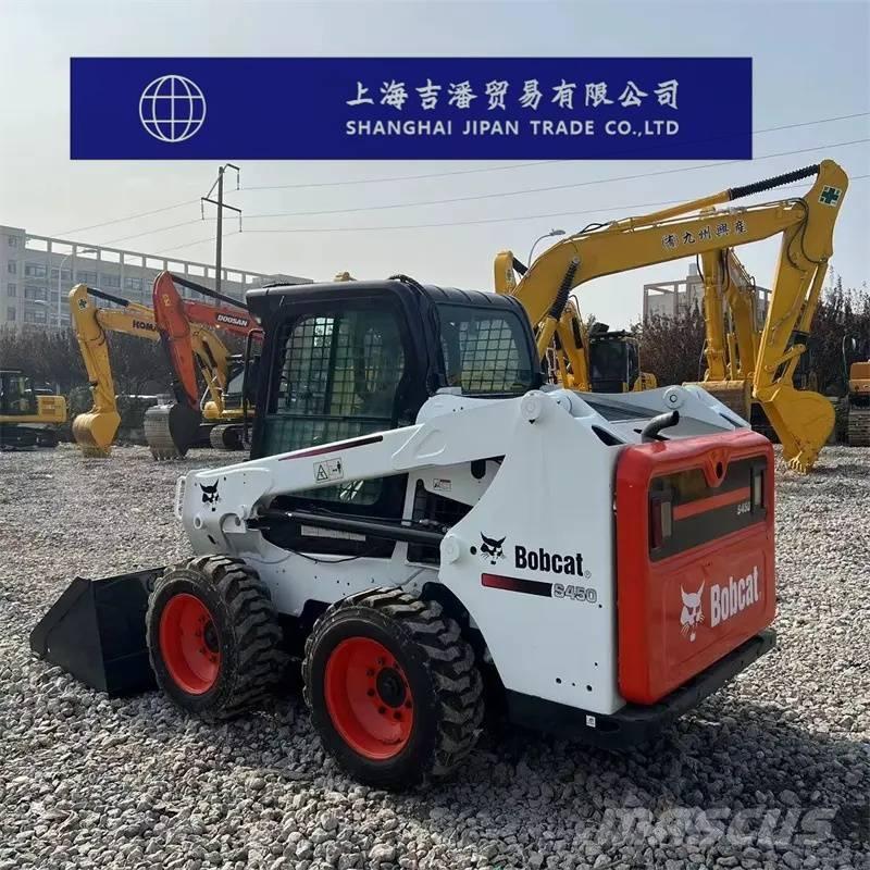 Bobcat S 450 لوادر انزلاقية التوجيه