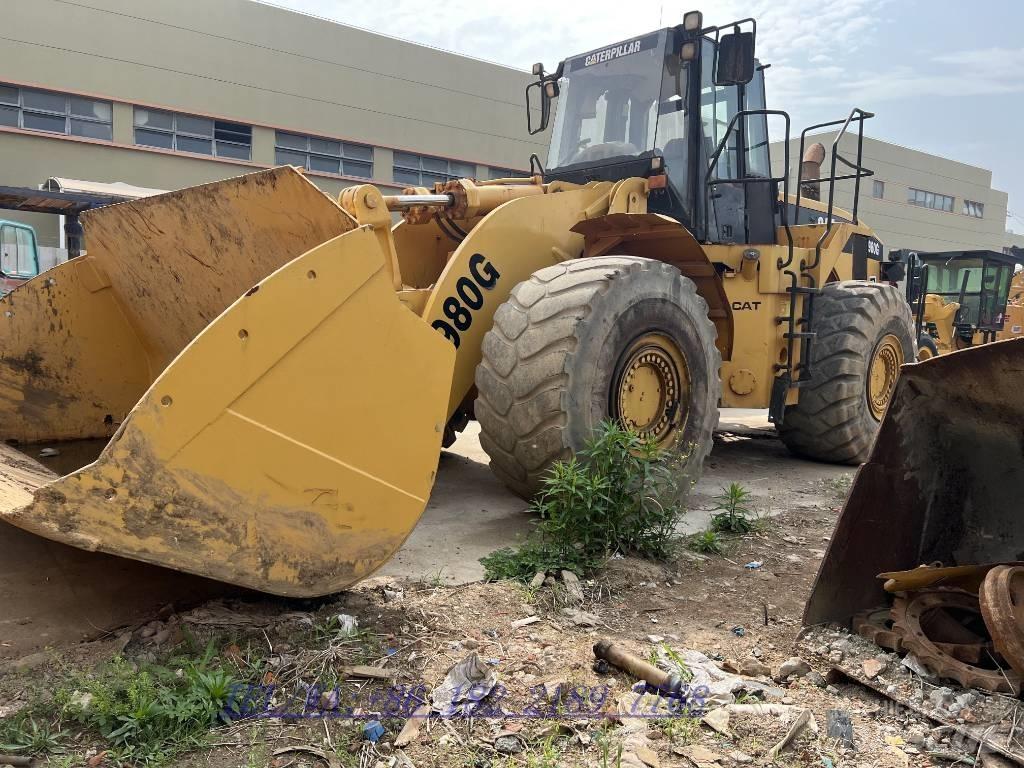 CAT 980G لوادر بعجل
