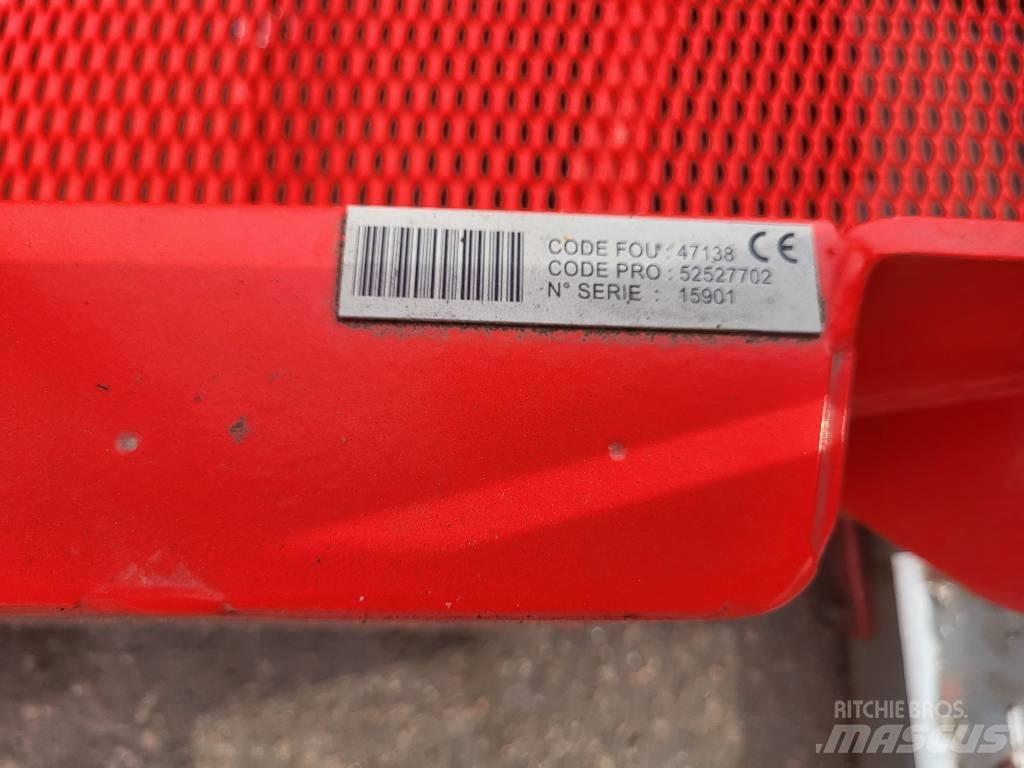 Manitou 200 ATJ kori رافعات السارية الرأسية