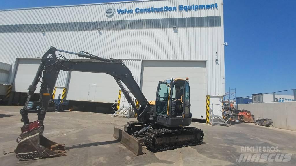 Volvo ECR 88 D حفارات وسط 7 طن - 12 طن