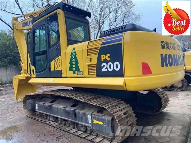 Komatsu PC 200 حفارات زحافة