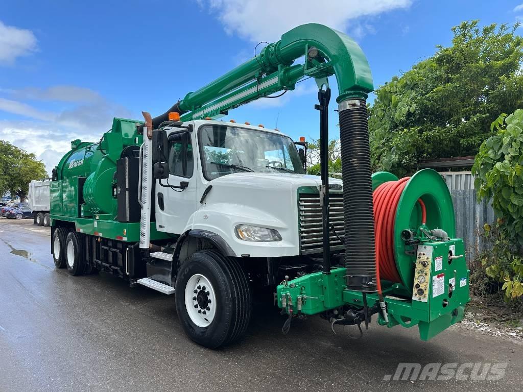 Freightliner M2 شاحنات مزدوجة / خلخلة