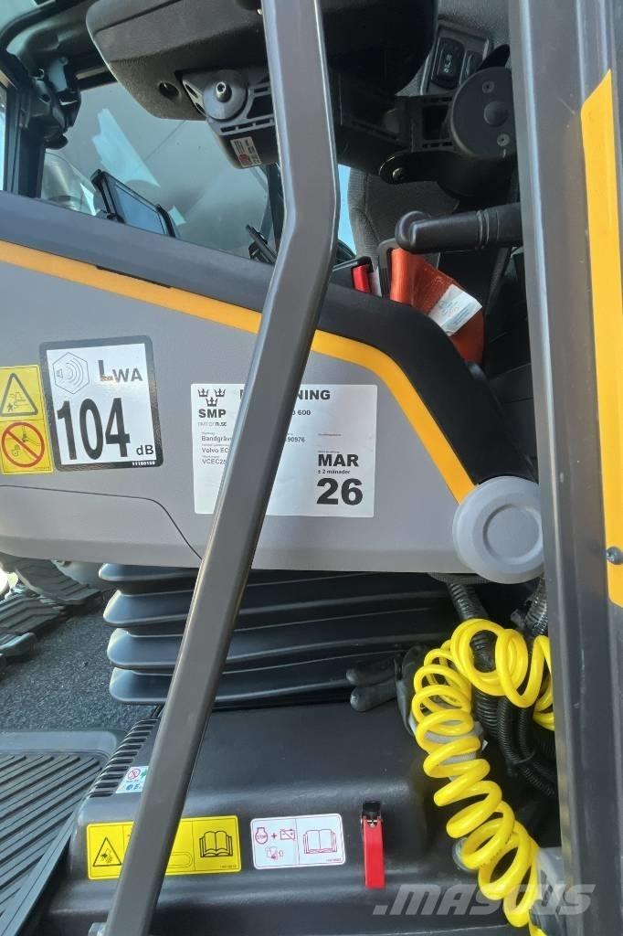Volvo EC 250 EL حفارات زحافة