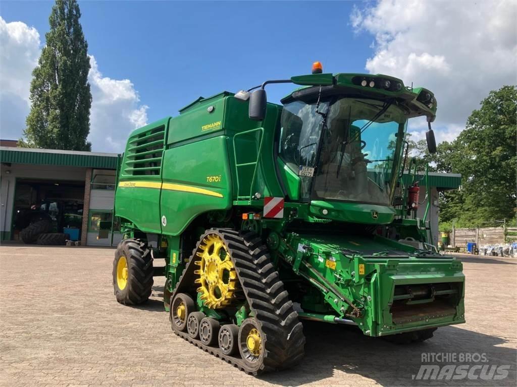 John Deere T670 حصادات