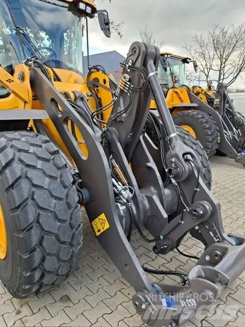 Volvo L 90 H2 لوادر بعجل