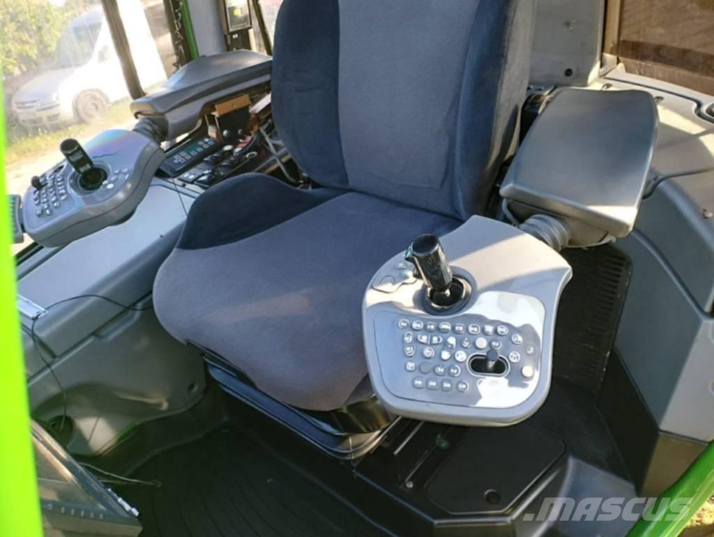 John Deere 1110 E شاحنات