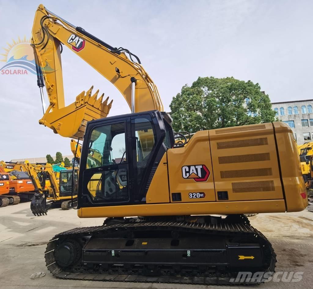 CAT 320 GC حفارات زحافة