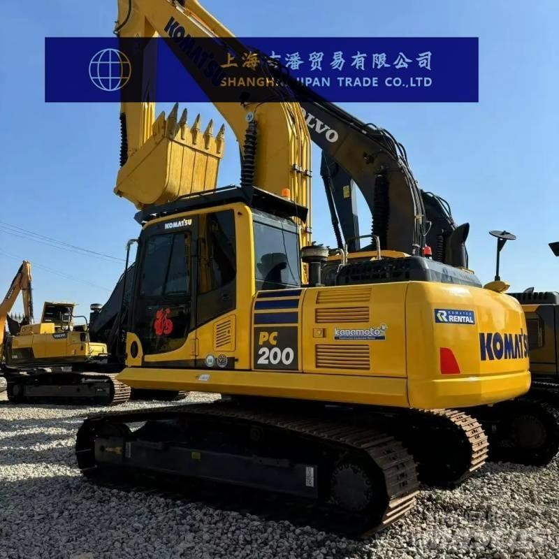 Komatsu PC 200 حفارات زحافة